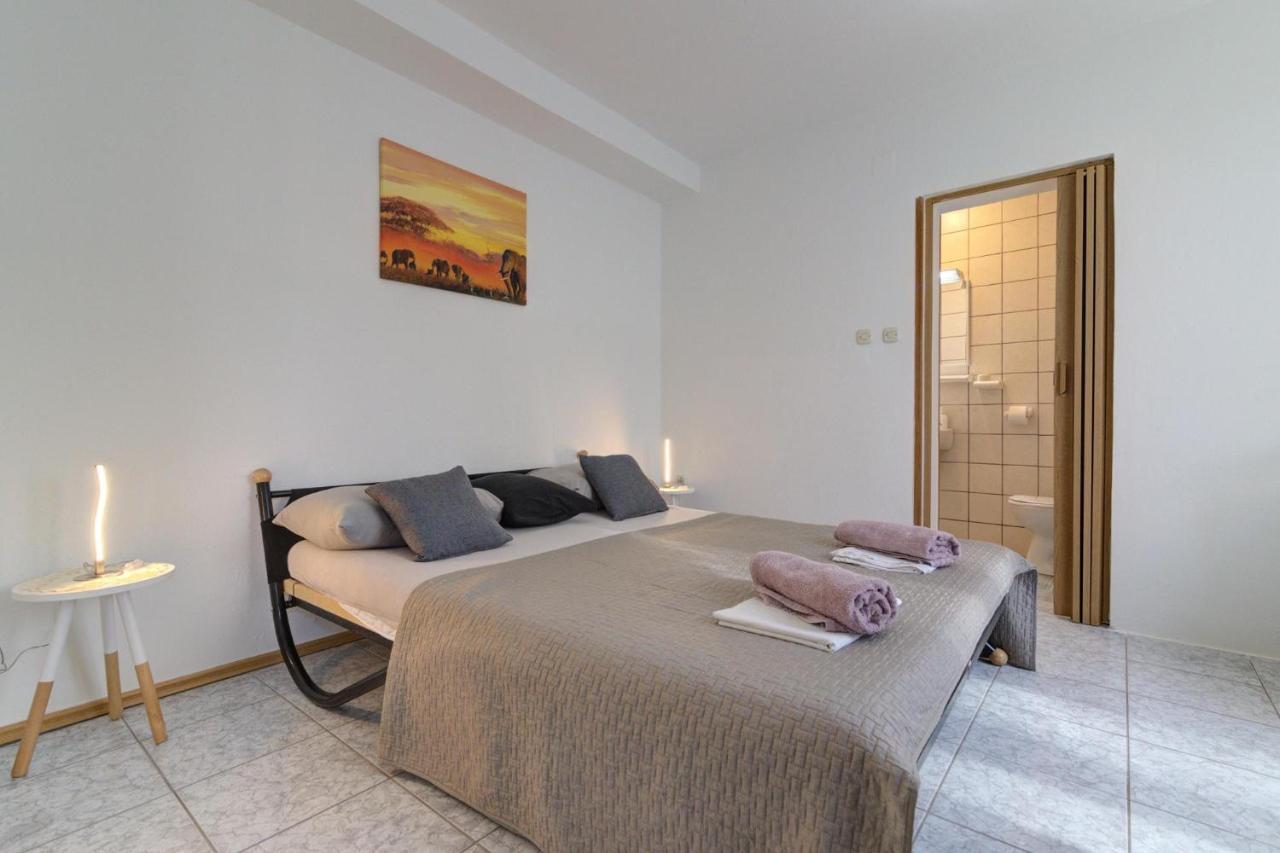 Apartments Maja I Ante Senj  Eksteriør billede